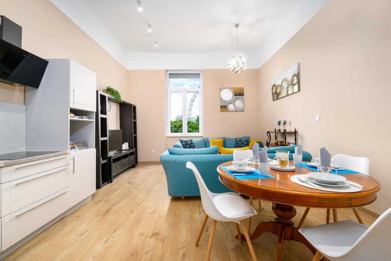 Ja18 Downtown Pearl - 2 Bedroom Apartment Будапеща Екстериор снимка