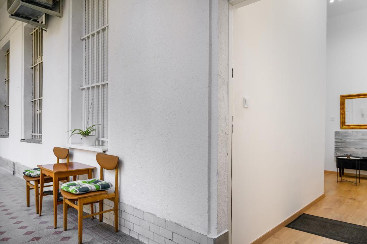 Ja18 Downtown Pearl - 2 Bedroom Apartment Будапеща Екстериор снимка